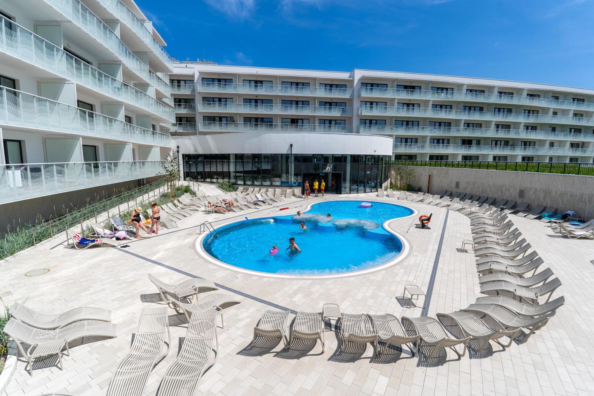 Polanki Aqua Apartamenty Premium - W Cenie Nielimitowany Dostep Do Strefy Aqua Kołobrzeg Eksteriør bilde